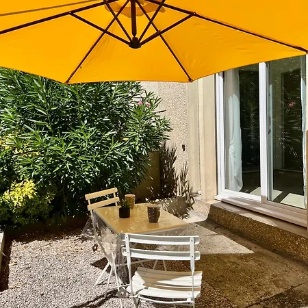 L'angle De La Rue - 4 Personnes - Terrasse Apartament Tarbes